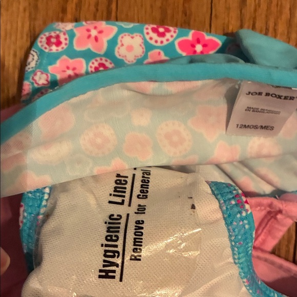 Colorful Kids Clothing Set - Picture 14 of 14